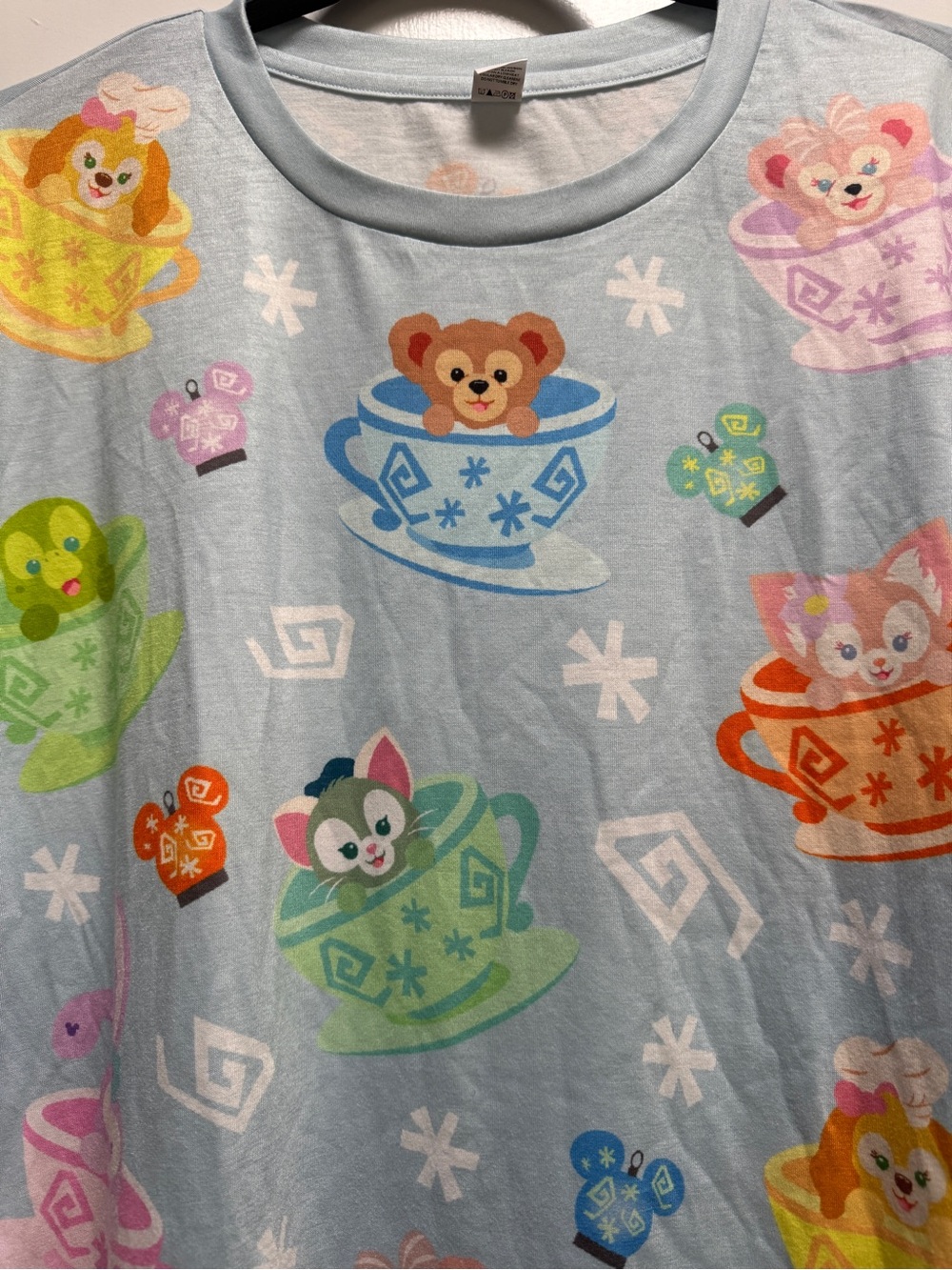 Disney Duffy and friends shirt from small shop size L - Picture 3 of 7